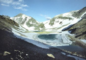 Озеро и ледник ''Карский''. Автор фото Н.Николаев